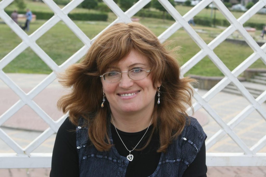 Esther Kaye